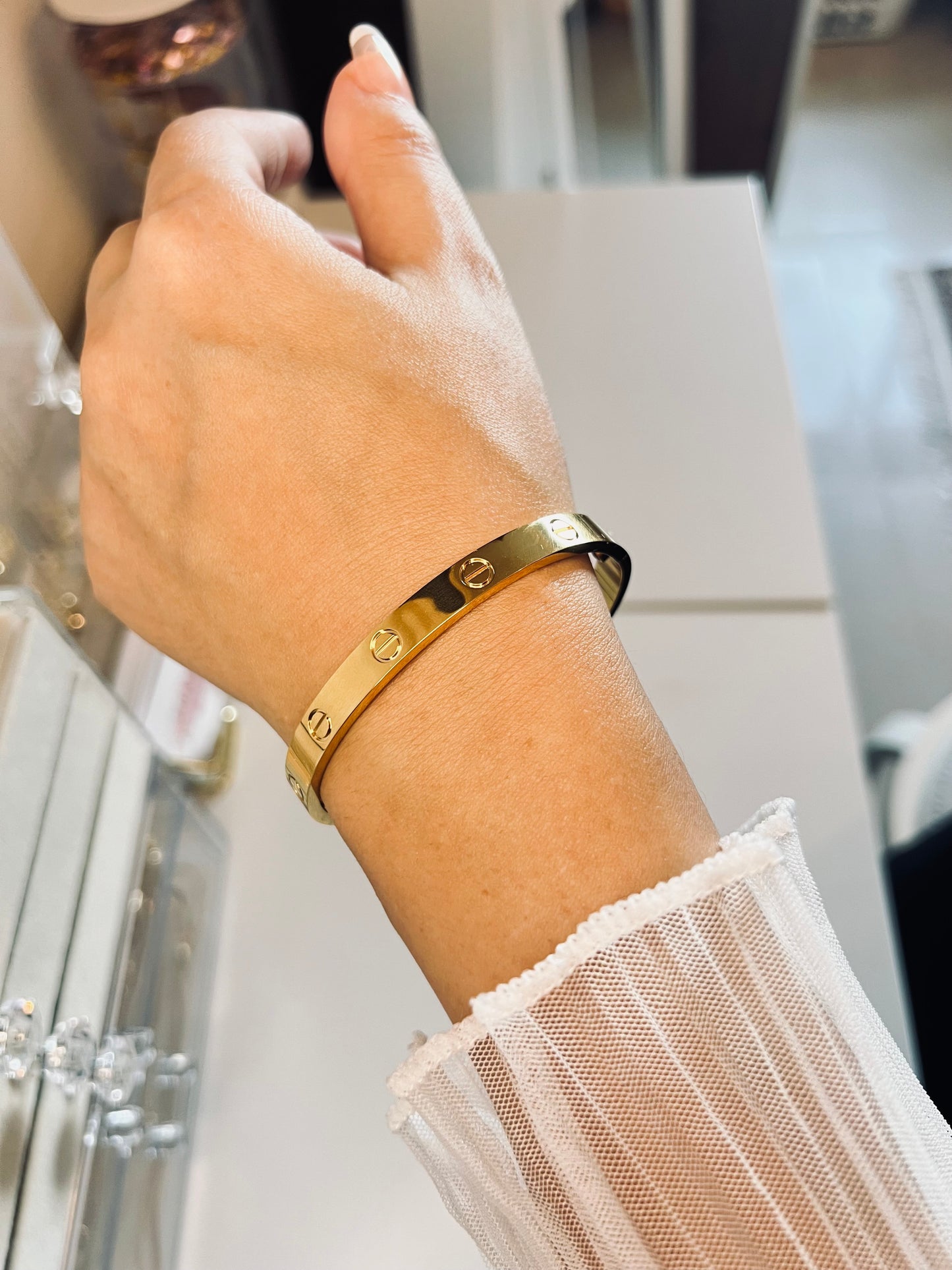 Screw, Unscrew Bangle