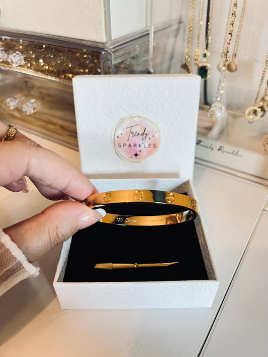 Screw, Unscrew Bangle