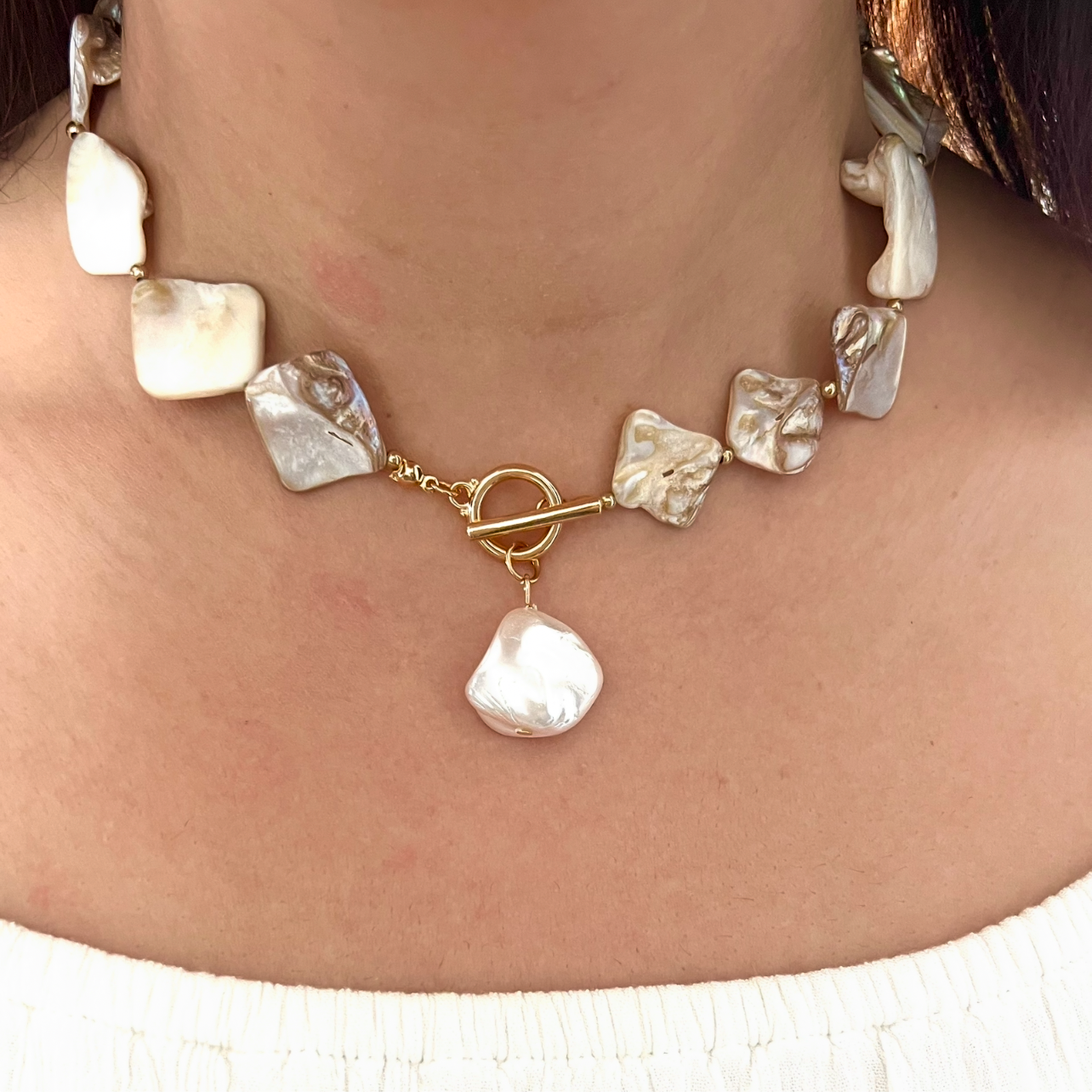 Seaside pearl choker, Beige